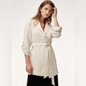 Aritzia Babaton Kahlo Robe Mid - beige/taupe